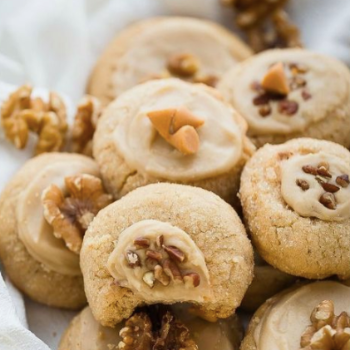 Maple Walnut Cookies